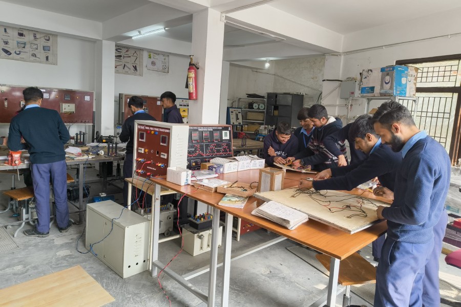 DEEPAK PRIVATE ITI [3866], MAU